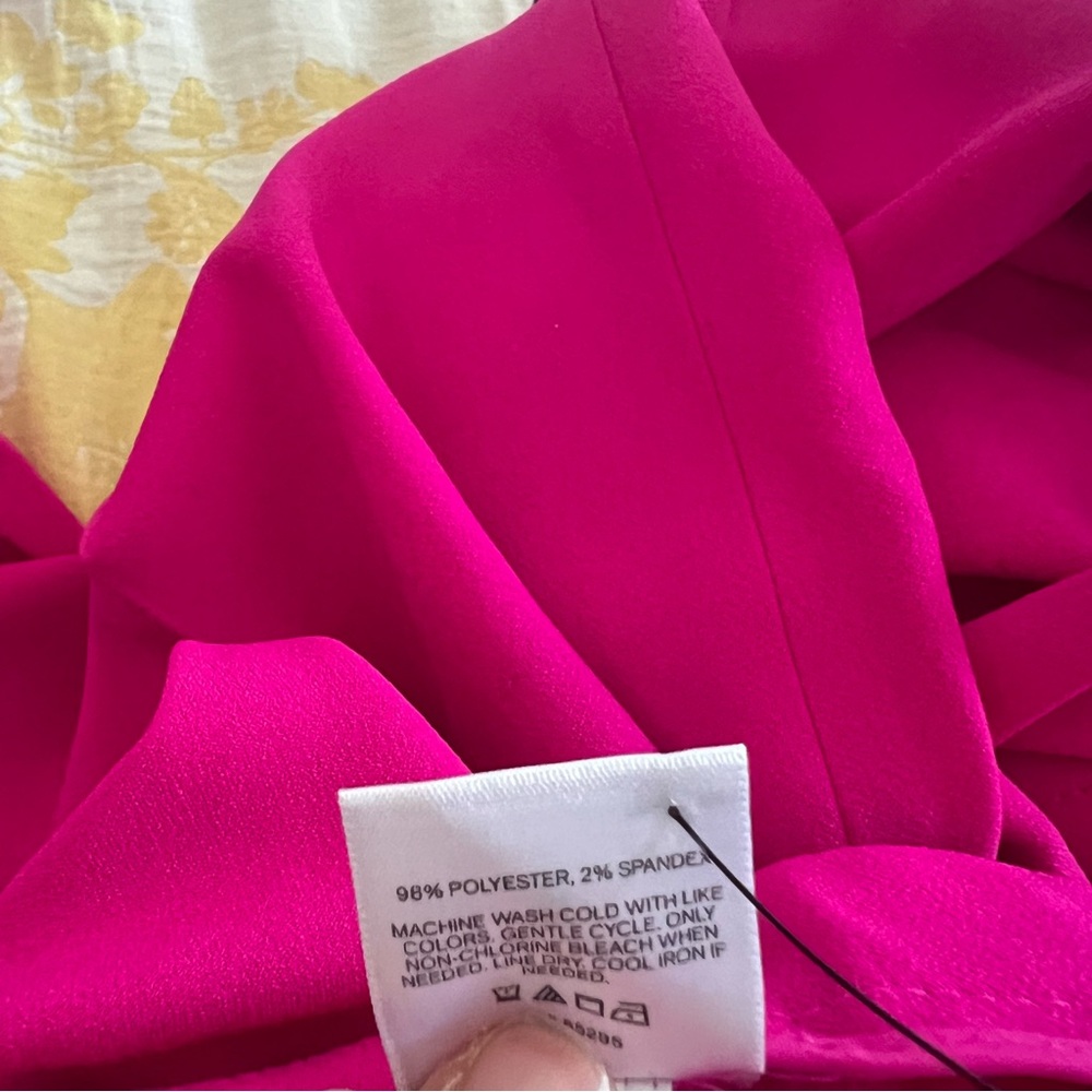Express Editor Relaxed Mid Rise Trouser Pant Neon Berry Hot Pink Size 8 NWOT - Picture 13 of 14